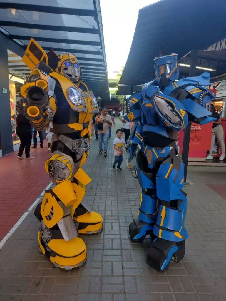 Optimus Prime Personagem Vivo - Blitz Cosplay